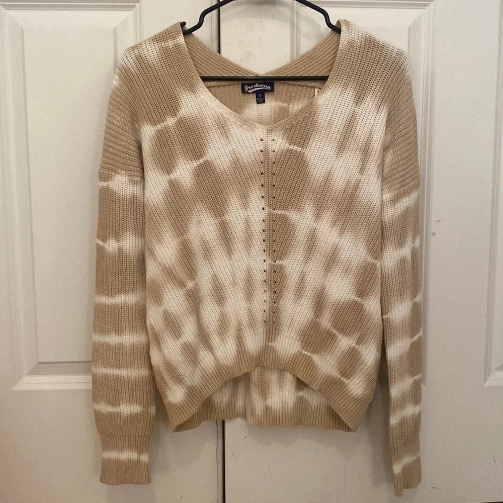 Freshman Tie-dye knit sweater size small tan and white cotton v-neck sweater